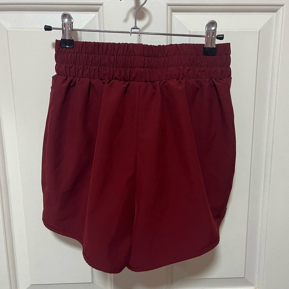 Red athletic shorts - Picture 3 of 5